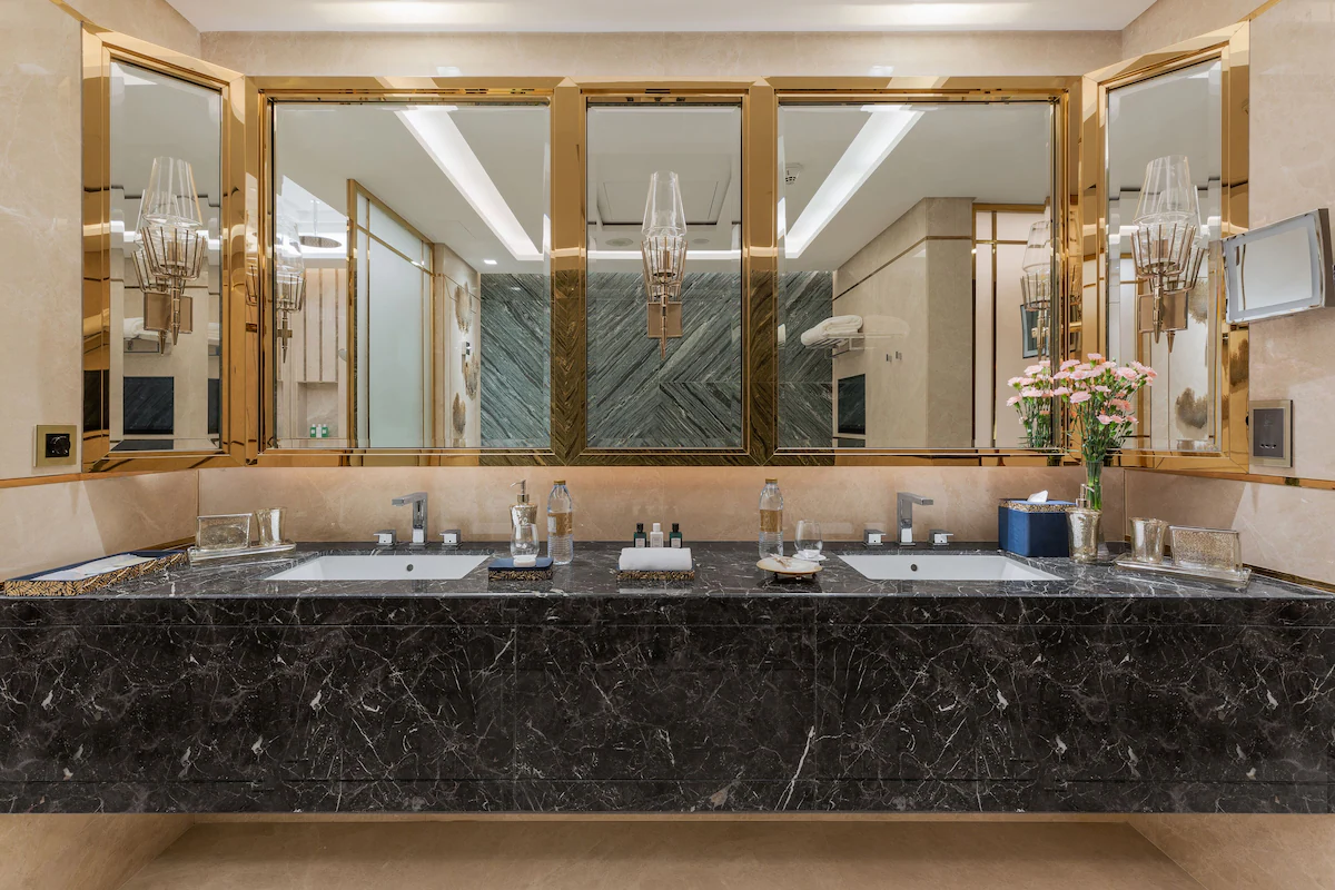 سرویس بهداشتی و حمام هتل تاج اگزوتیکا ریزورت